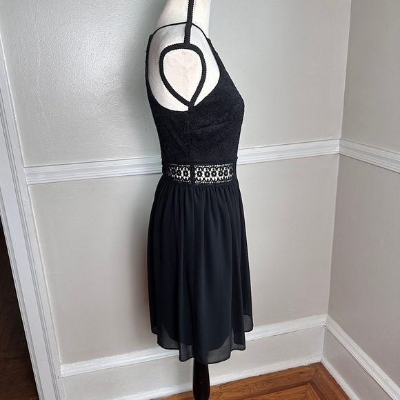 BCX Black Lace Mini Dress Stretchy A-Line w/ Crochet Waist Feminine Minimalist - Picture 11 of 15